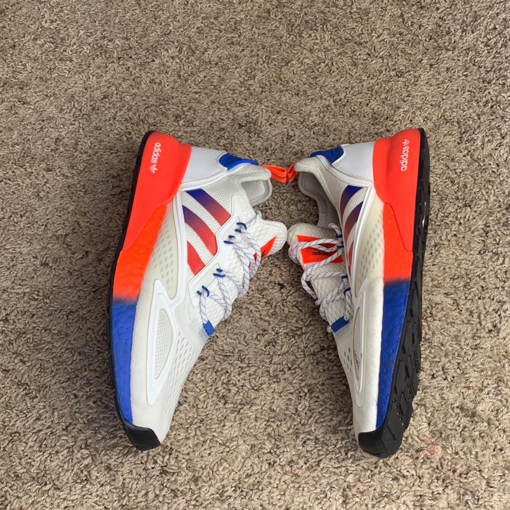ADIDAS ZX 2K BOOST